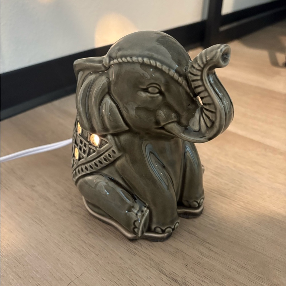 Elephant Wax Melter